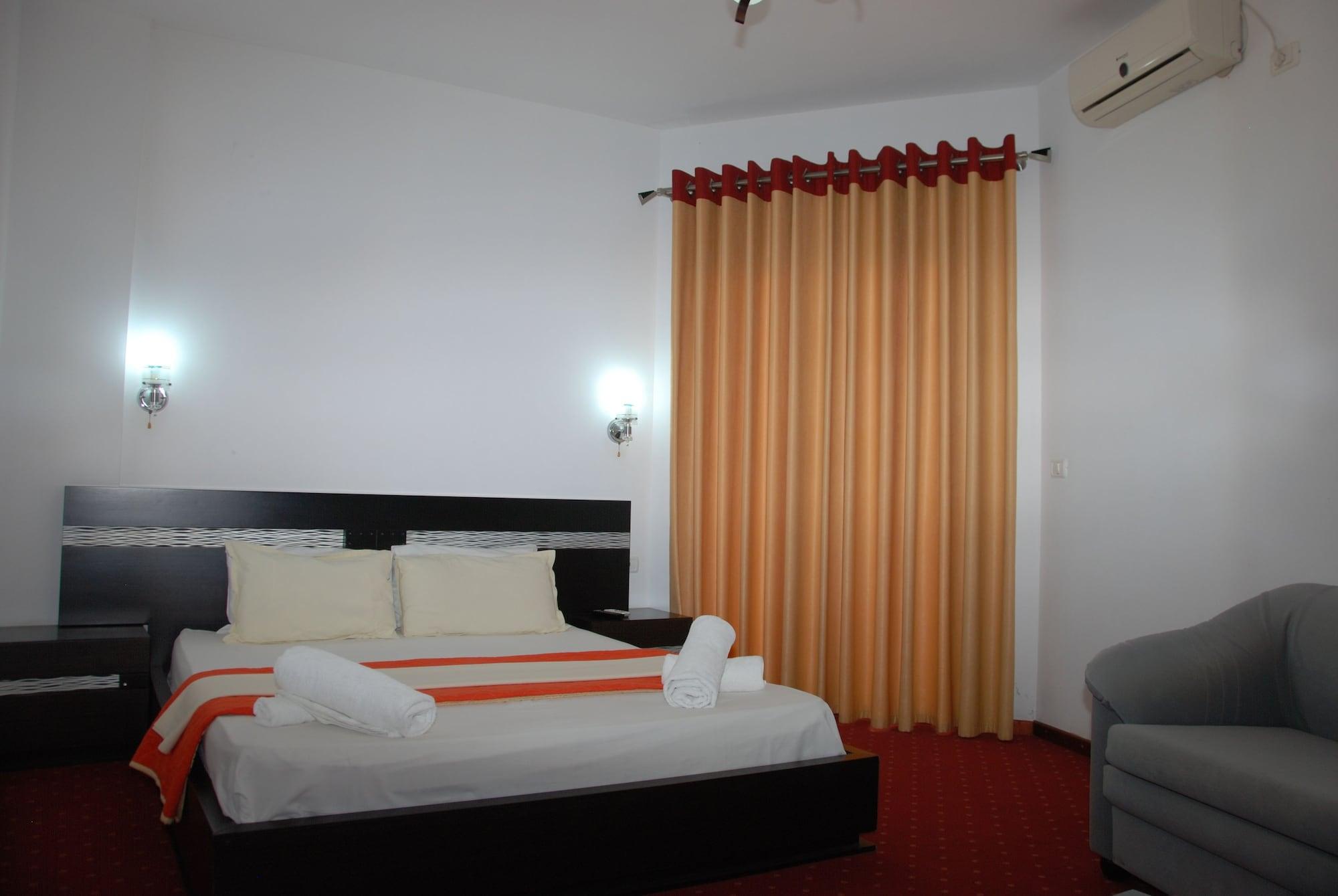Hotel Strora Sarandë Exteriér fotografie