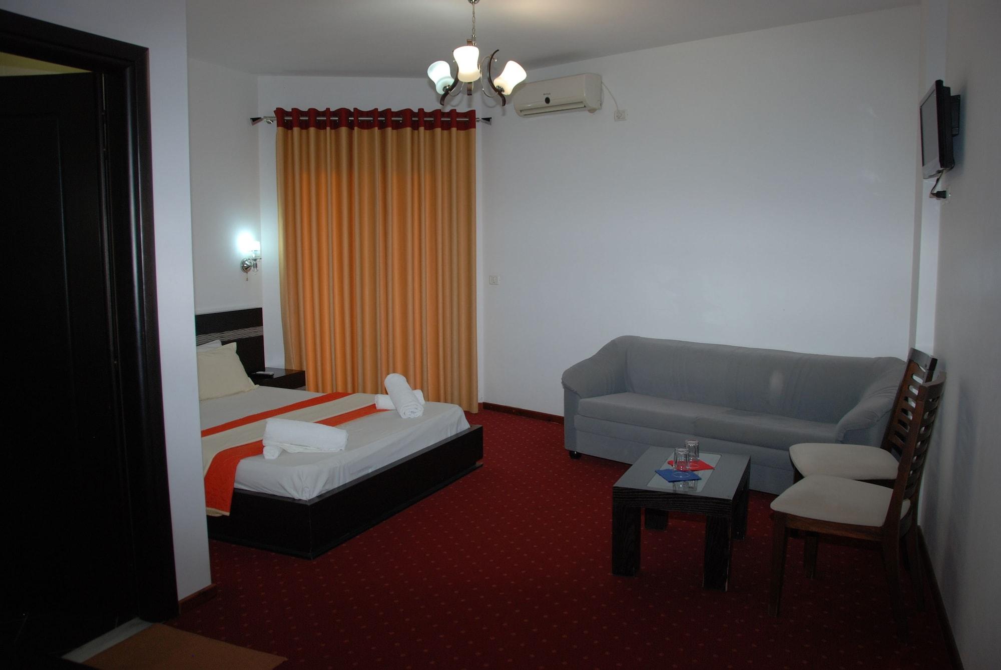 Hotel Strora Sarandë Exteriér fotografie