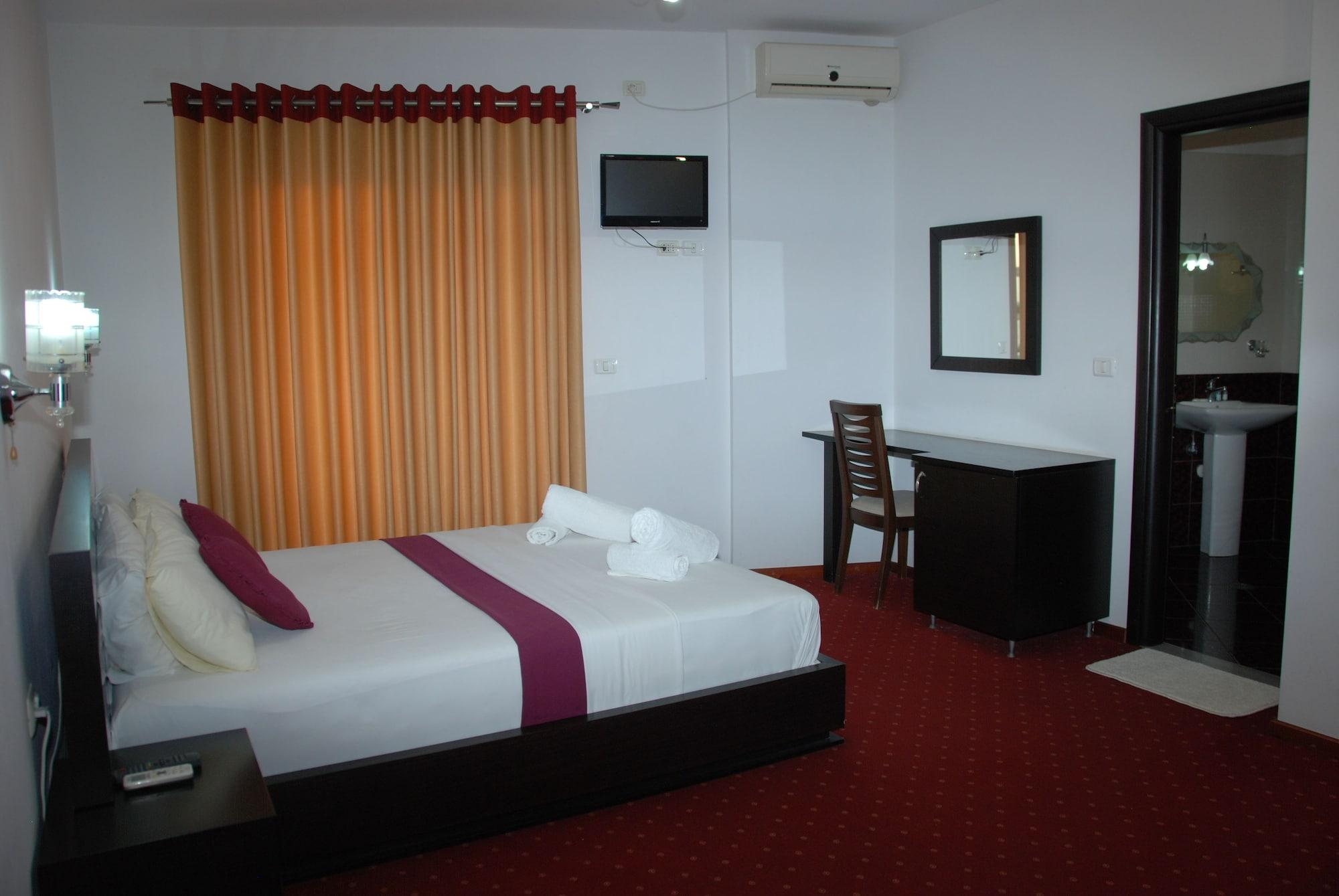 Hotel Strora Sarandë Exteriér fotografie