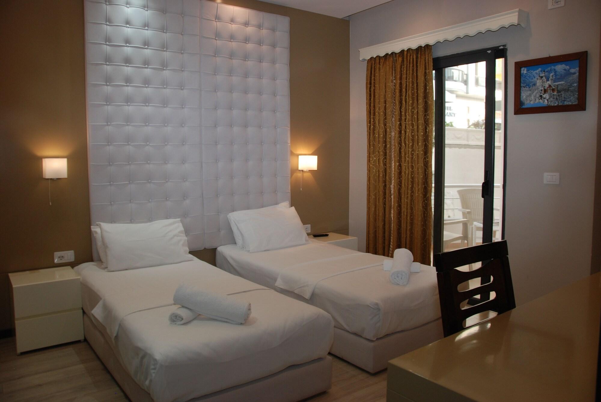 Hotel Strora Sarandë Exteriér fotografie